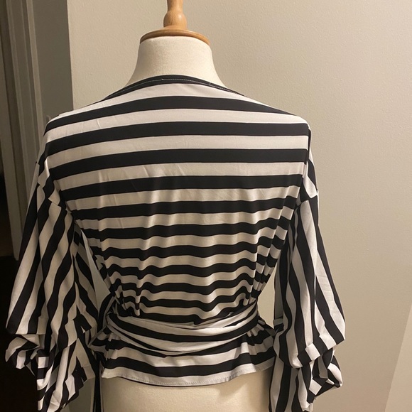 Blouse - Picture 2 of 2